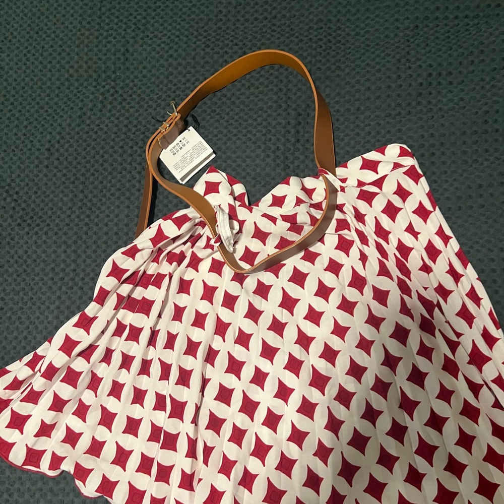 Zara Red and White Geometric Tote Bag